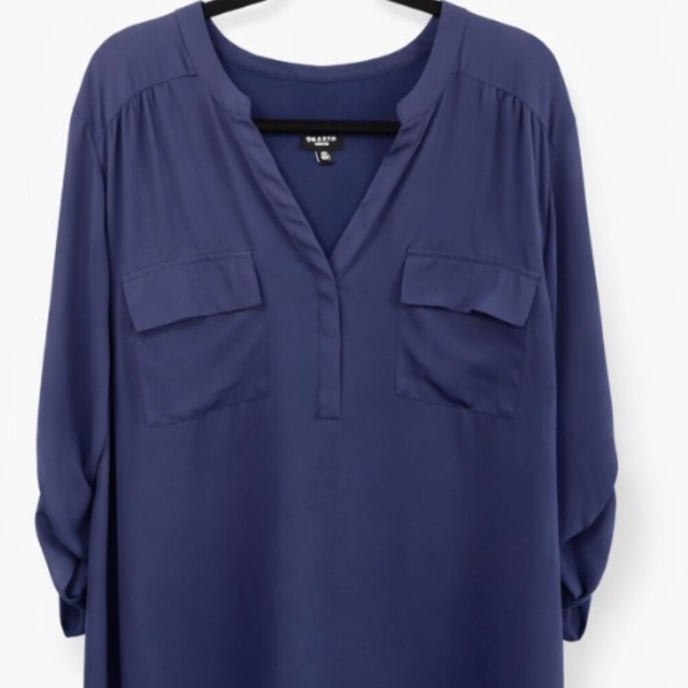 ✨ Torrid Harper Blouse Size 3 Navy Pullover Work Top 💙